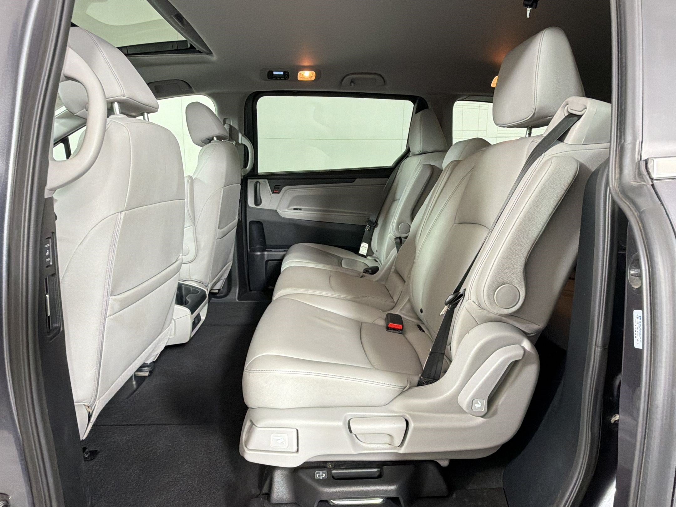 Used 2023 Honda Odyssey EX-L image 15