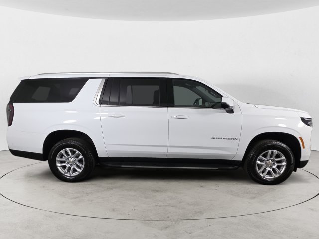 Certified 2026 Chevrolet Suburban LT w/ Comfort Package AWD/4WD image 4