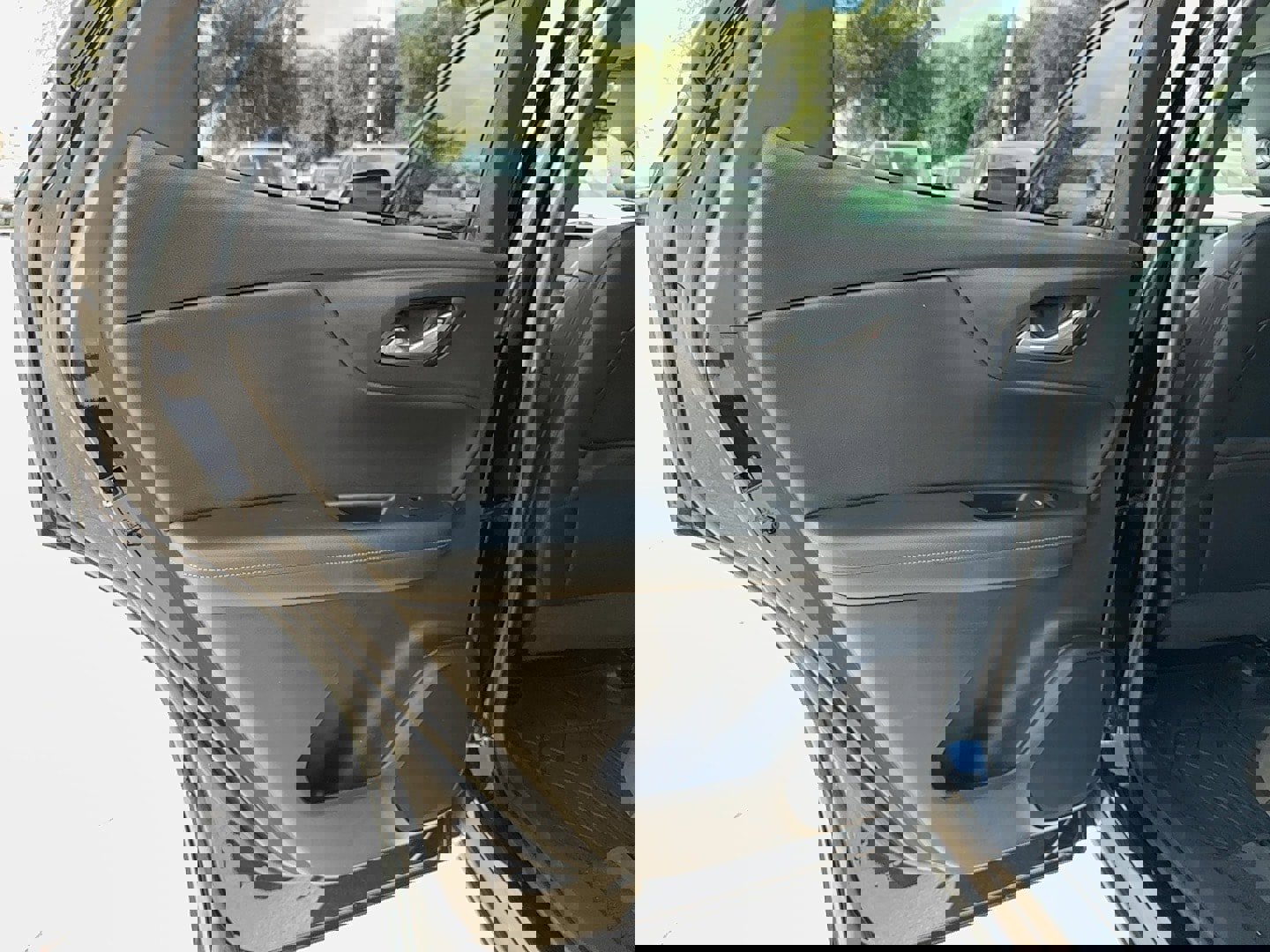 Used 2020 Chevrolet Blazer LT w/ Redline Edition image 11