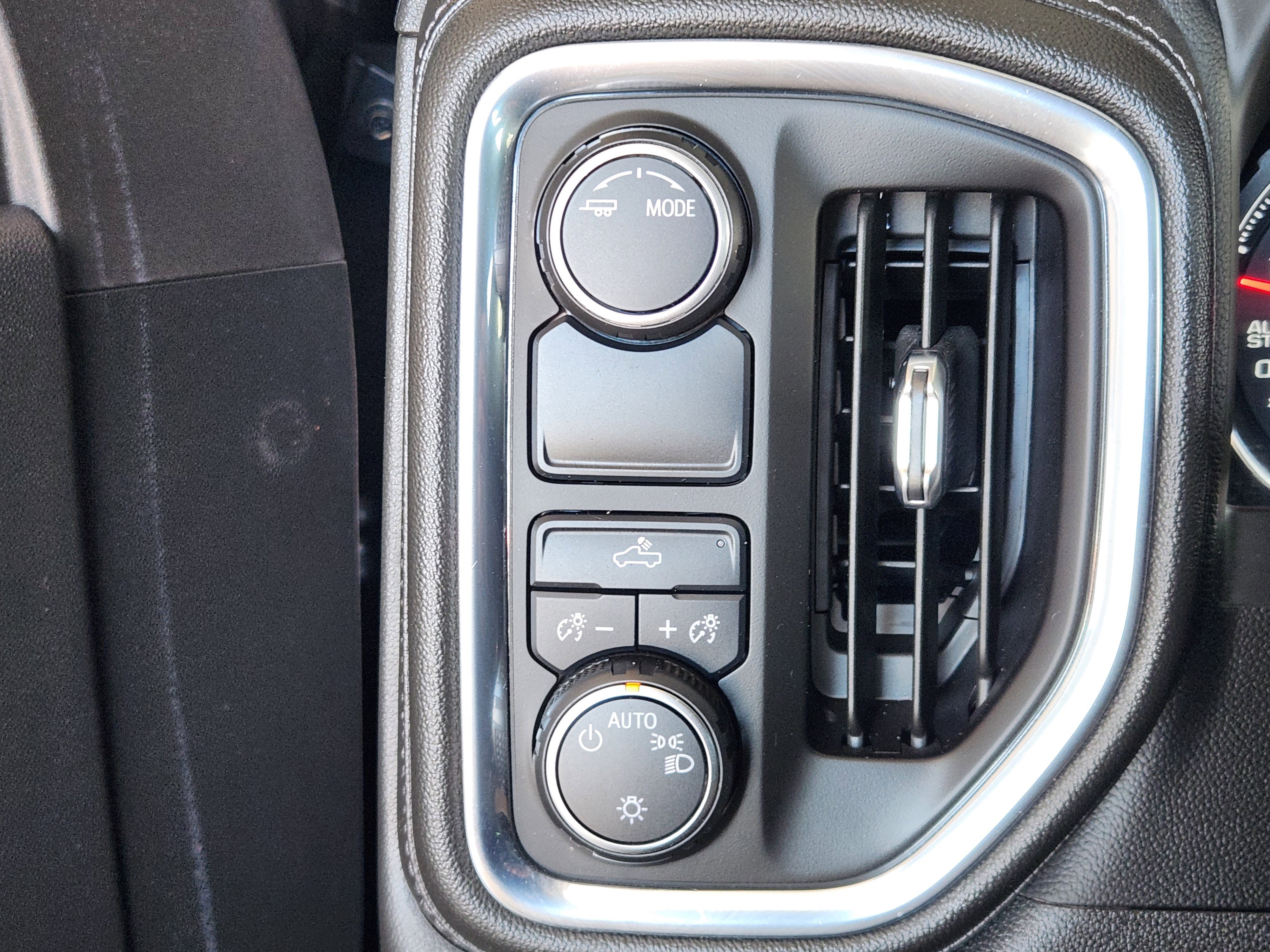 Used 2021 Chevrolet Silverado 1500 LT w/ LPO, Liner Protection Package image 21