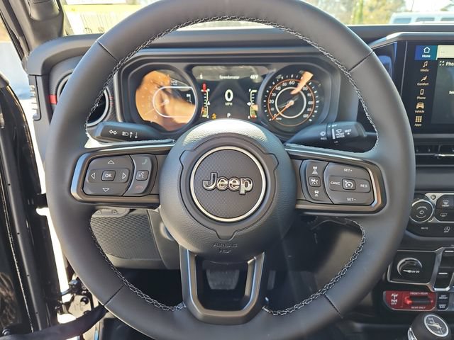 New 2026 Jeep Gladiator Rubicon w/ Steel Power Dome Hood Package AWD/4WD image 12