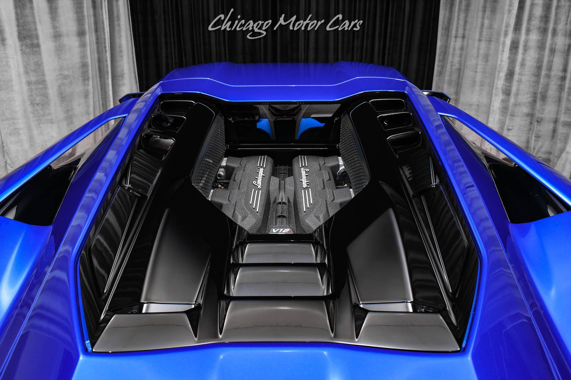 Used 2025 Lamborghini Revuelto image 35