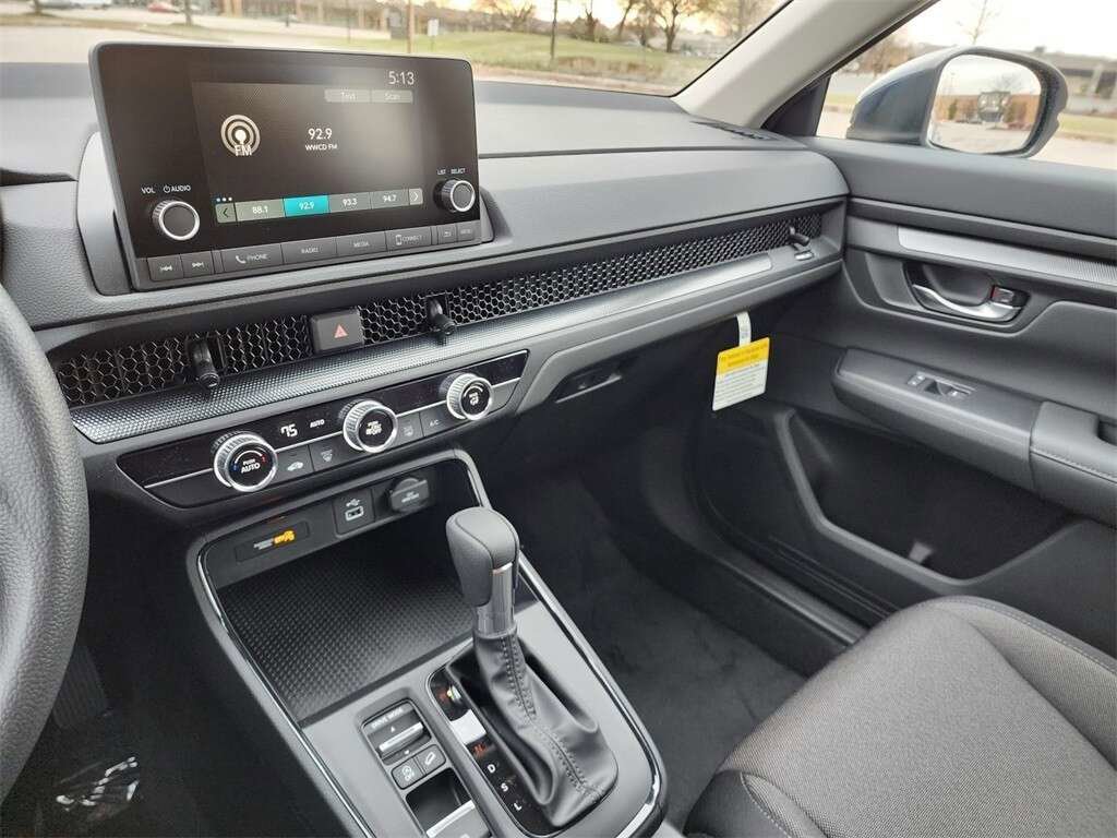 Used 2024 Honda CR-V LX image 26