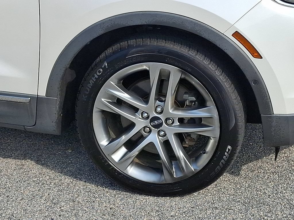 Used 2015 Lincoln MKC AWD w/ Equipment Group 102A Reserve image 8
