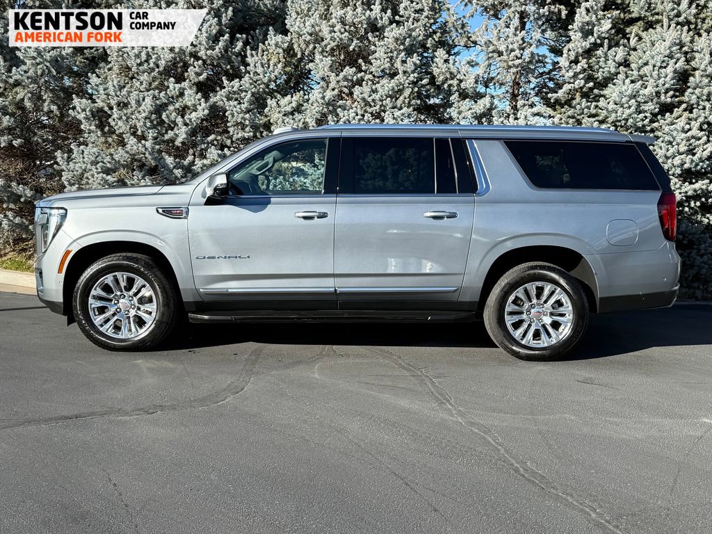 Used 2025 GMC Yukon XL Denali image 4