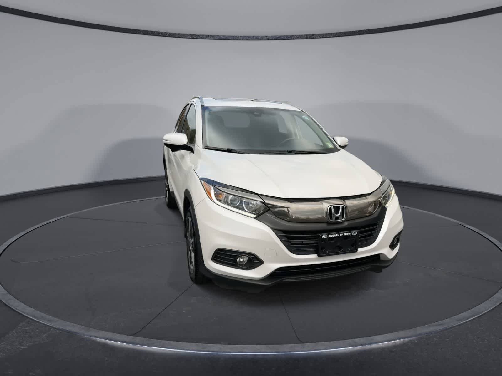 Used 2021 Honda HR-V EX image 2
