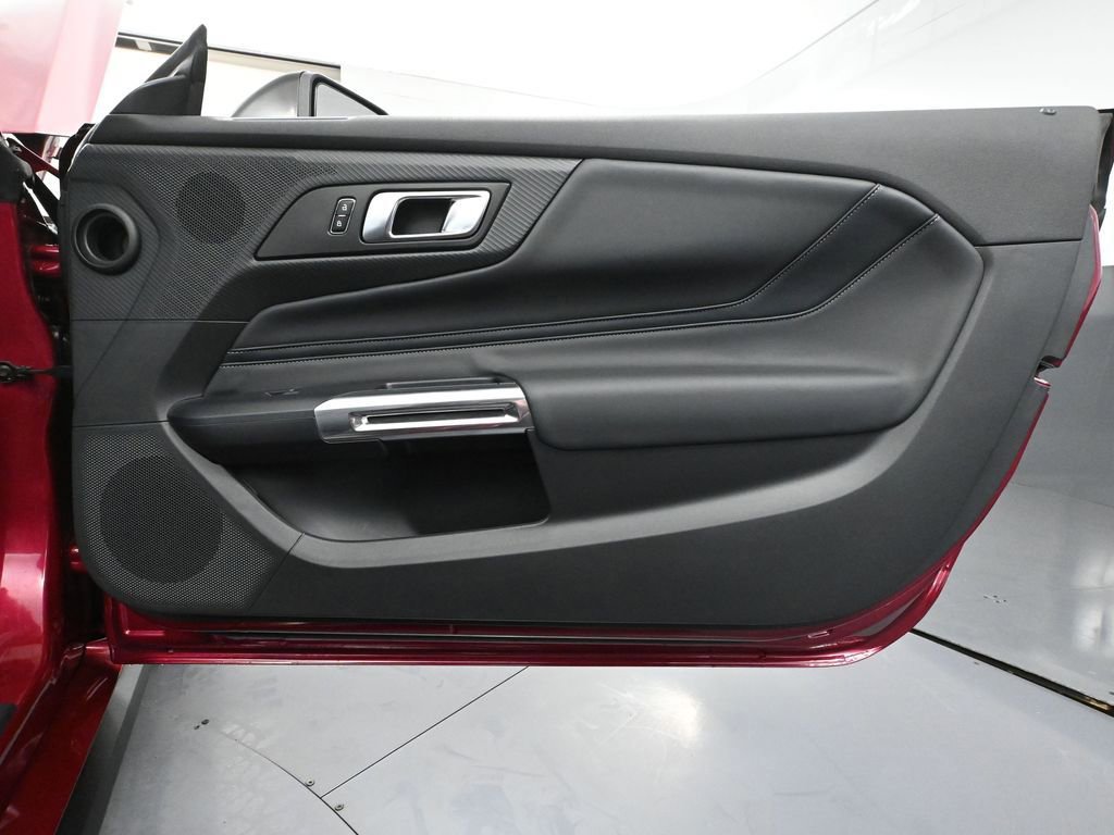 Used 2025 Ford Mustang GT Premium w/ GT Performance Package image 44