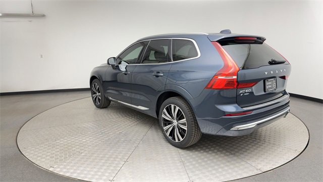 Certified 2023 Volvo XC60 B5 Plus w/ Climate Package image 4