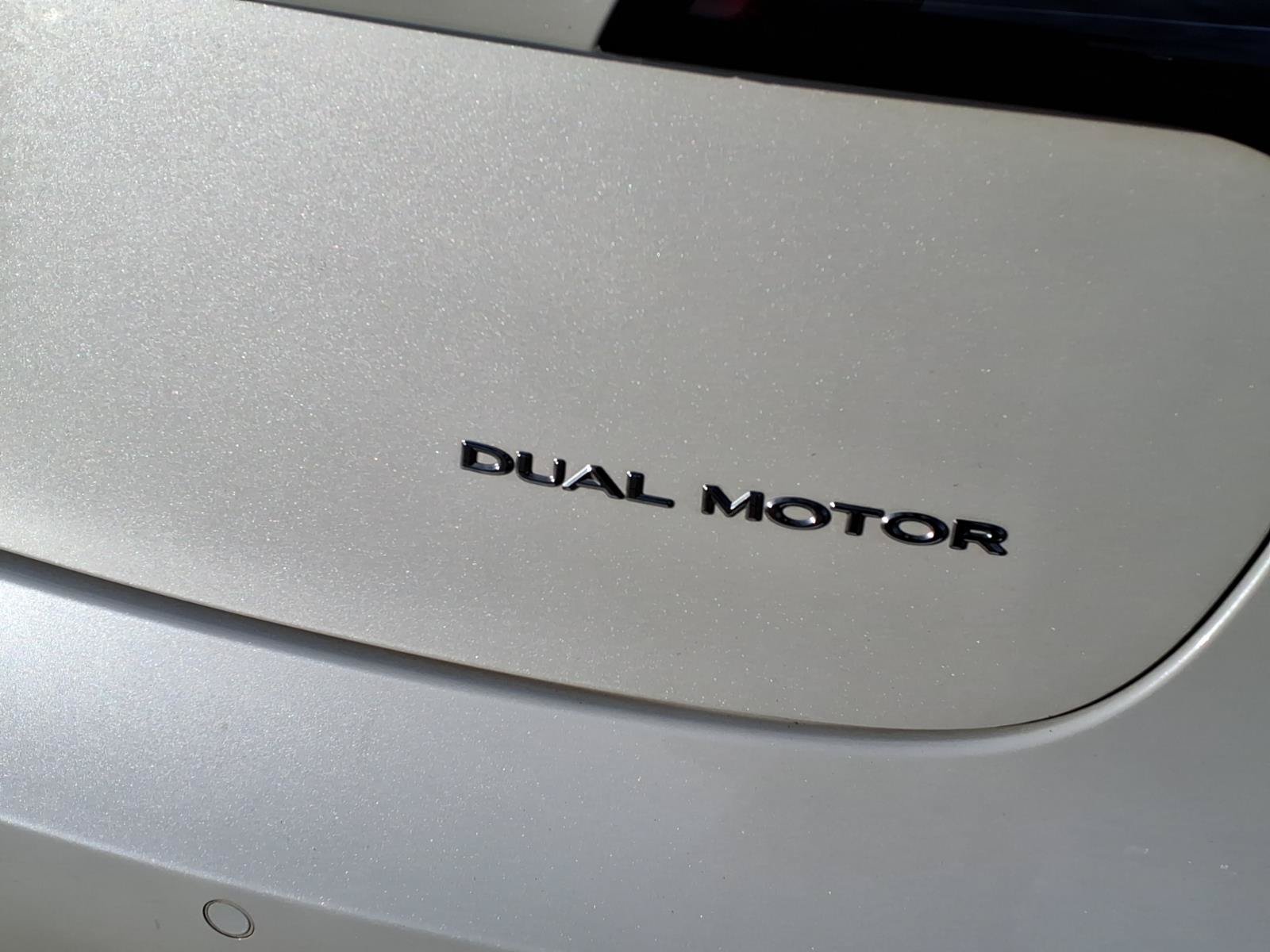 Used 2022 Tesla Model 3 Long Range AWD/4WD image 8