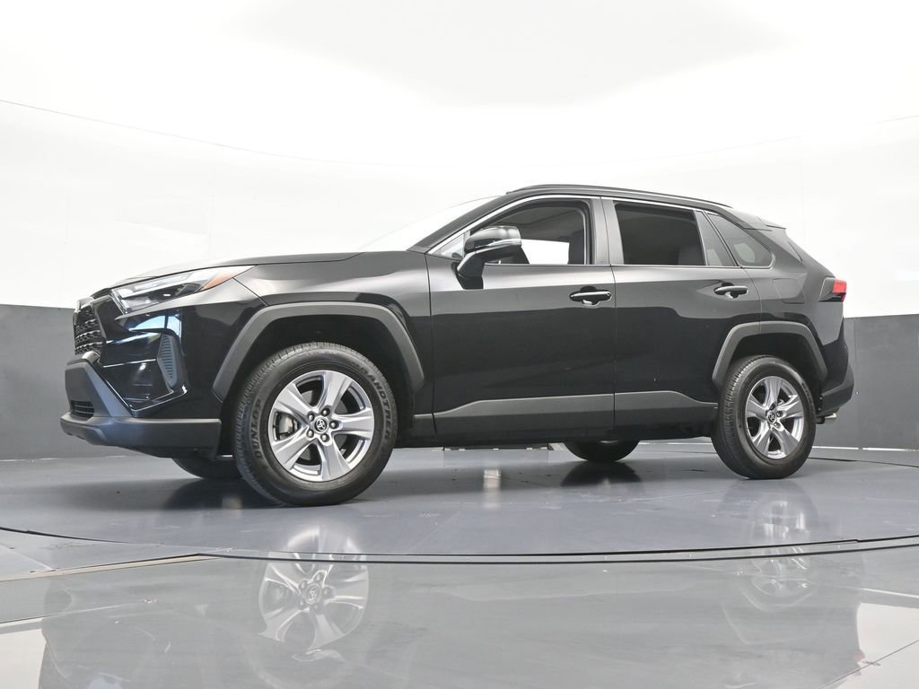 Used 2025 Toyota RAV4 XLE w/ Convenience Package FWD image 53