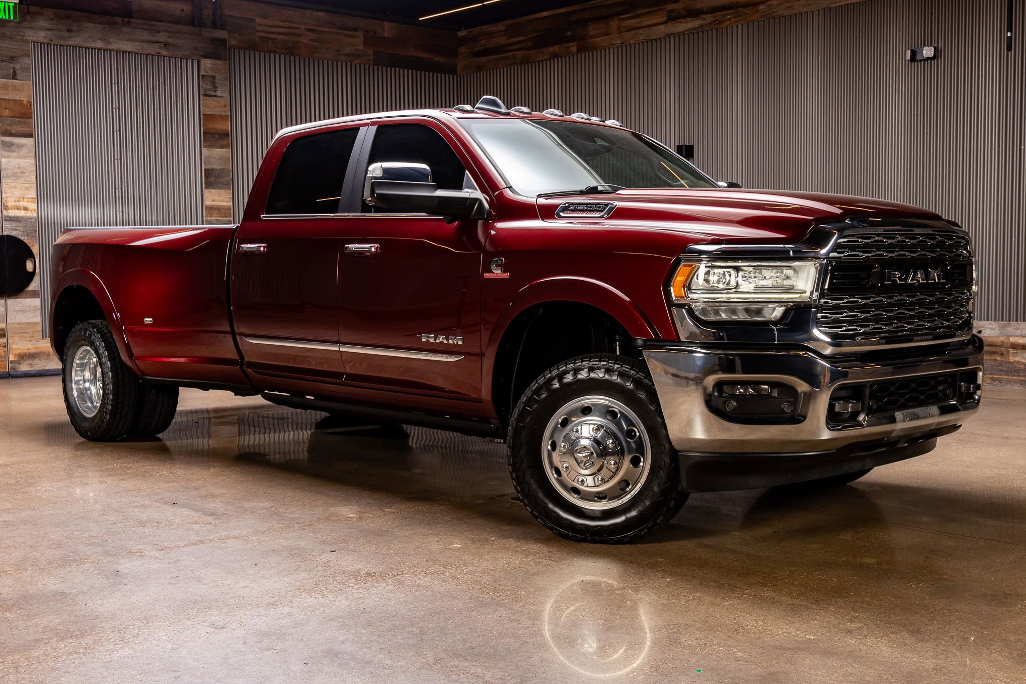Used 2022 RAM 3500 Limited w/ Max Tow Package