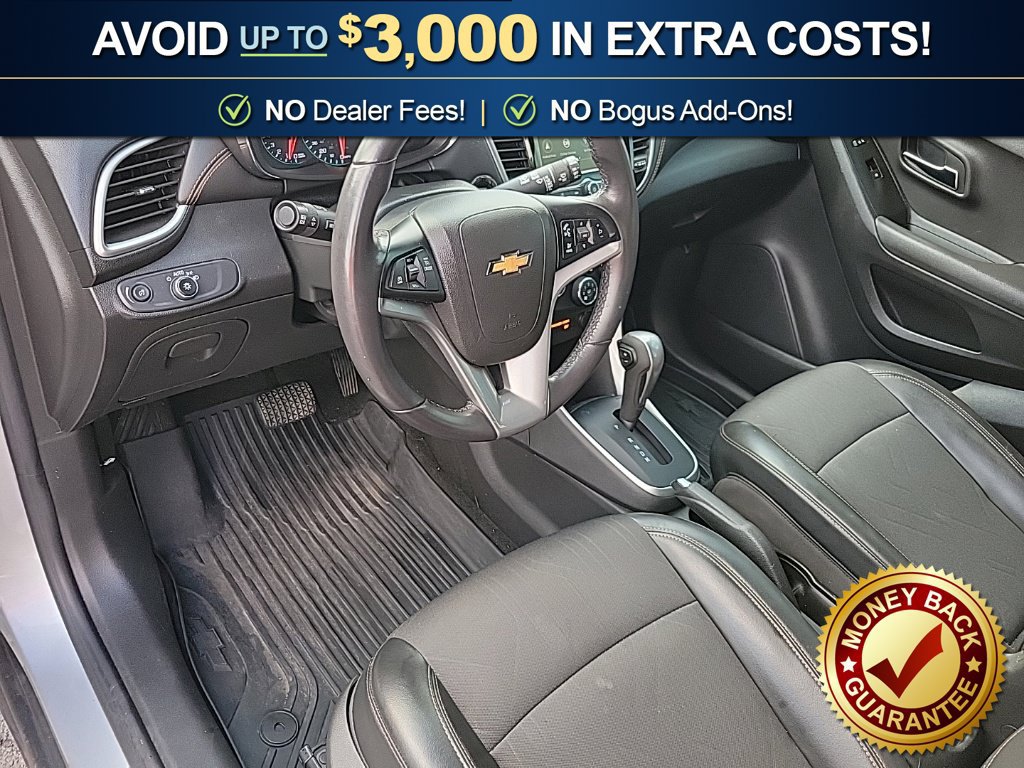 Used 2019 Chevrolet Trax LT w/ LT Convenience Package AWD/4WD image 13