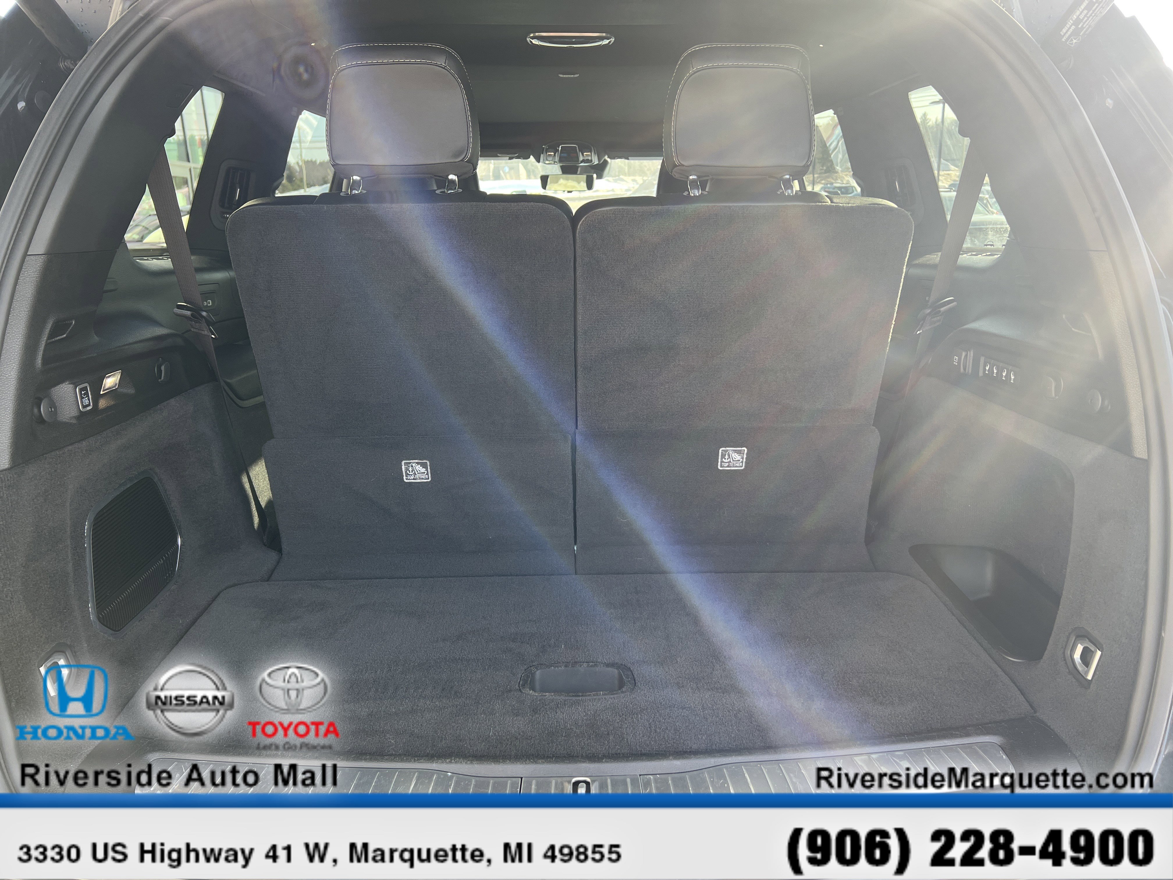 Used 2022 Jeep Grand Cherokee L Overland w/ Advanced Protech Group III image 8