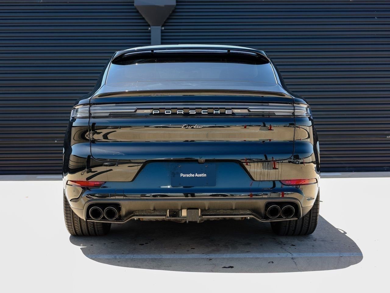 Certified 2025 Porsche Cayenne Turbo image 6