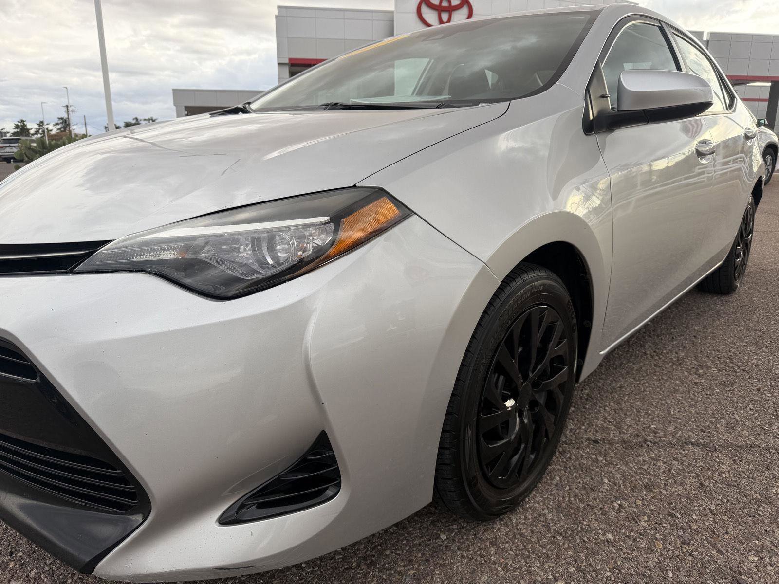 Used 2019 Toyota Corolla LE image 11