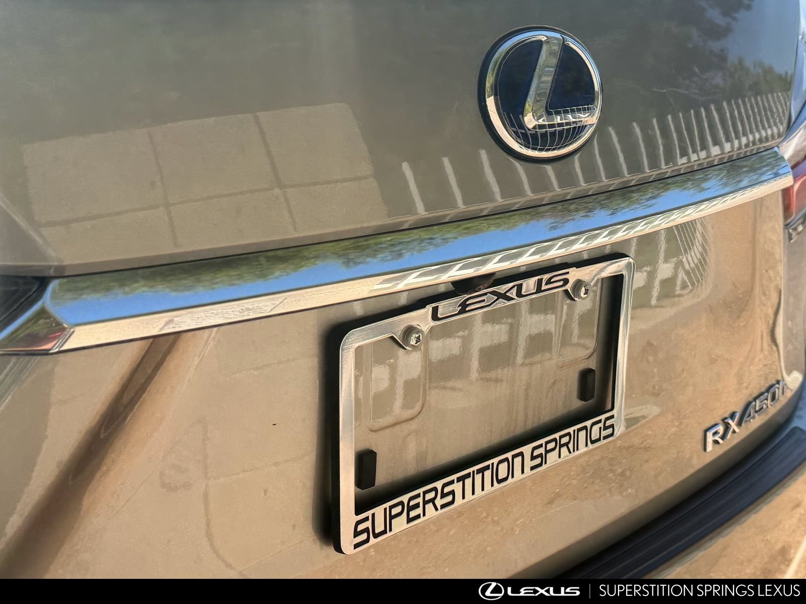 Certified 2022 Lexus RX 450h AWD w/ Premium Package image 6