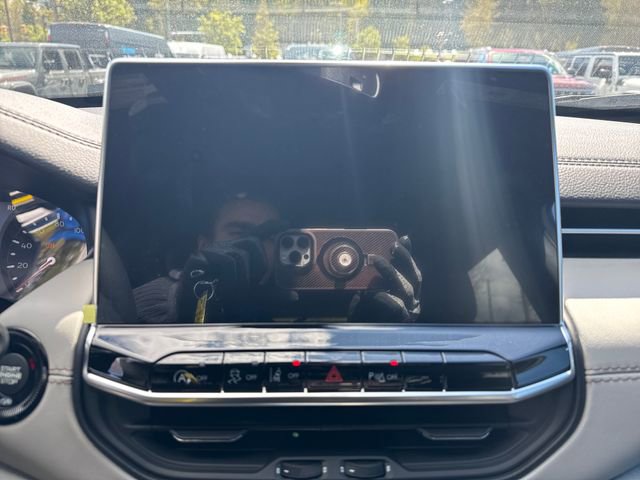 New 2026 Jeep Compass Limited image 20