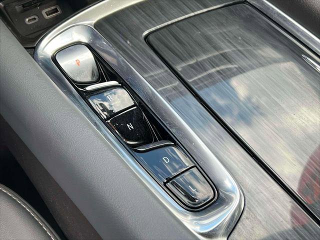 Used 2022 Buick Enclave Premium w/ Experience Buick Package image 25