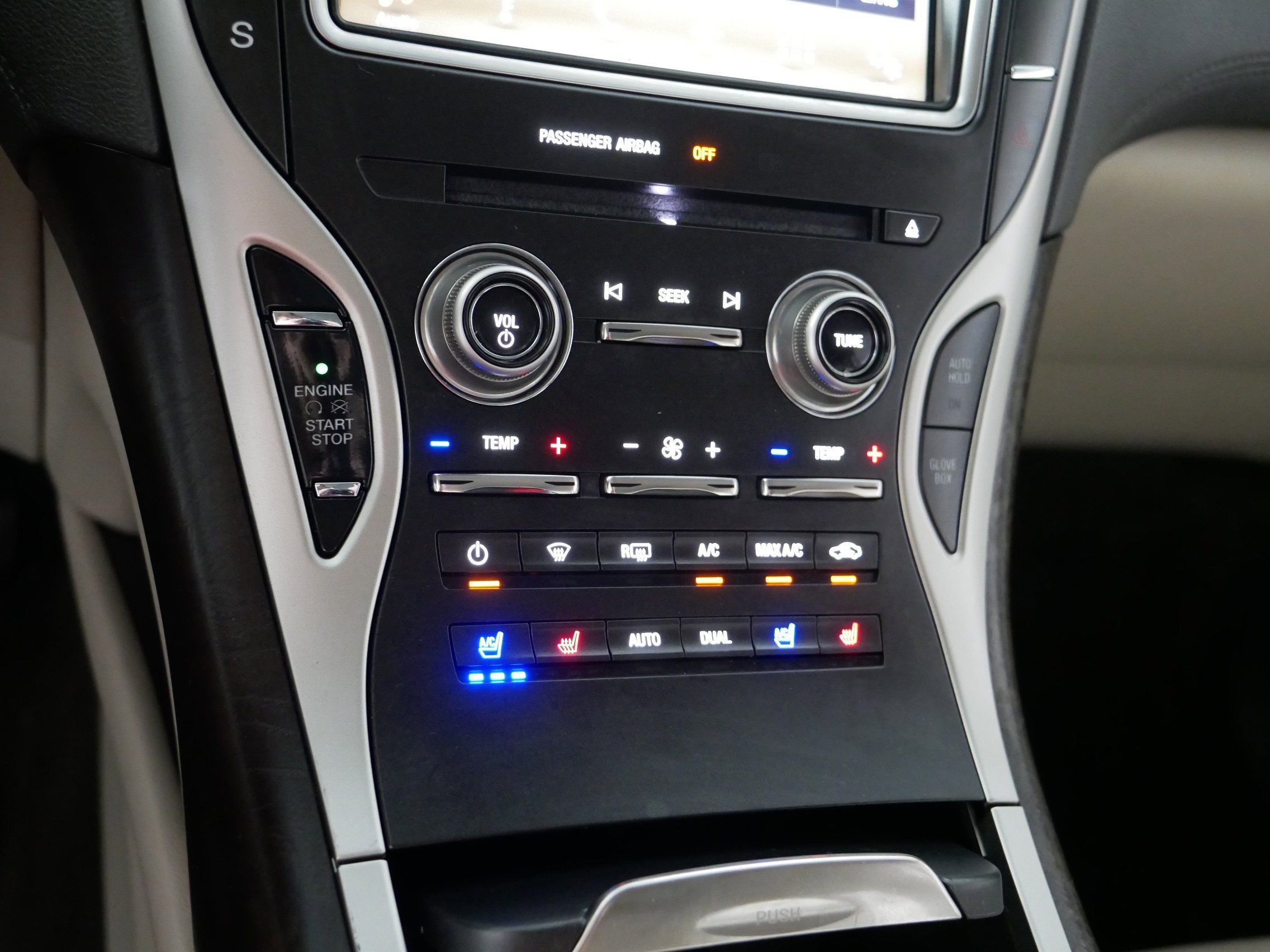 Used 2016 Lincoln MKX Reserve w/ Climate Package AWD/4WD image 23