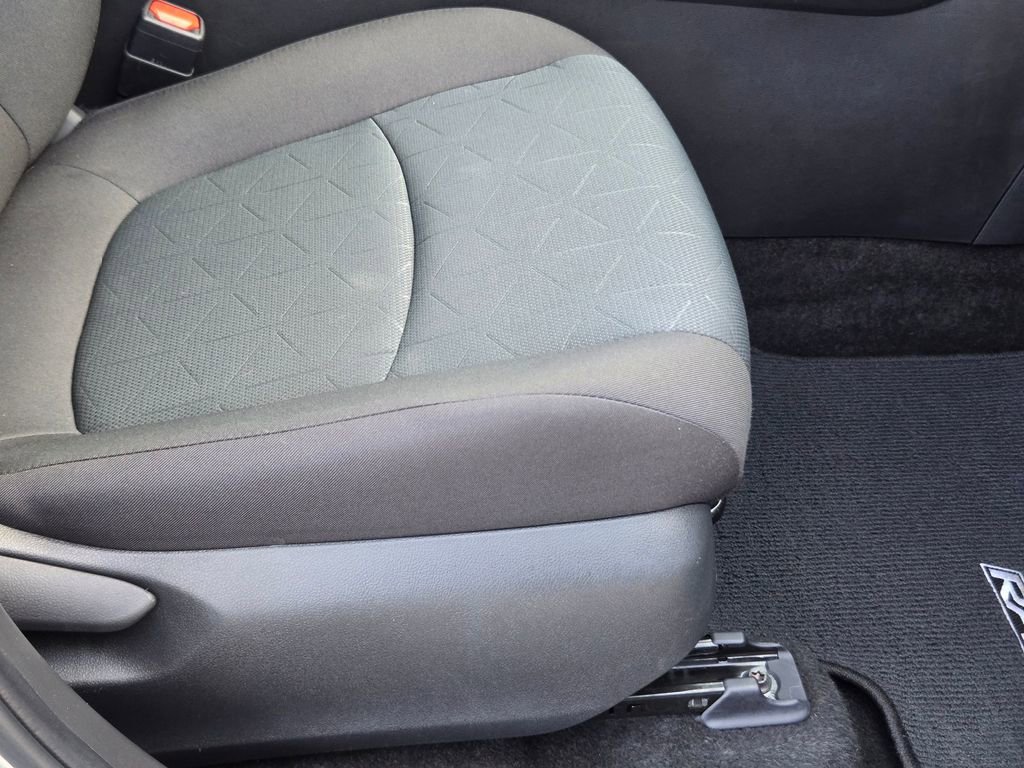 Used 2024 Toyota RAV4 XLE w/ Convenience Package image 25