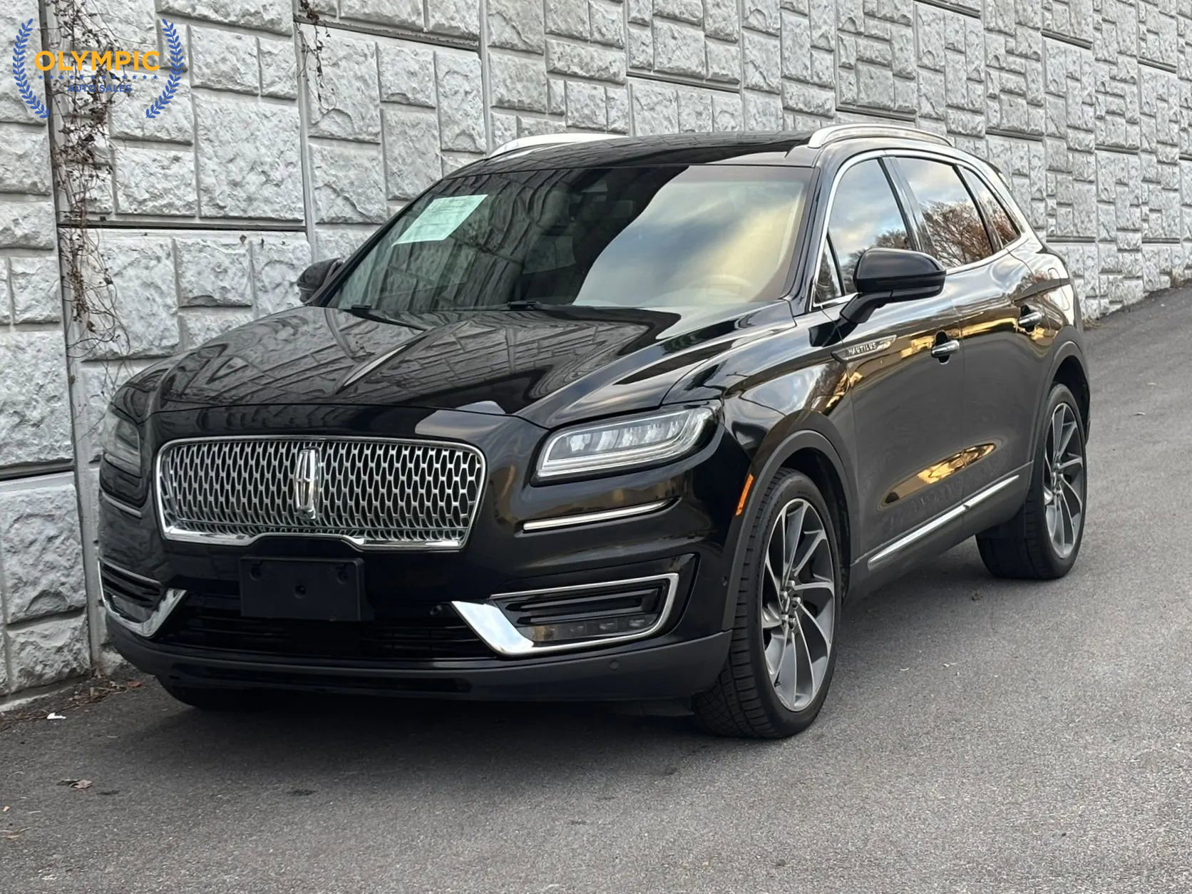 Used 2019 Lincoln Nautilus Reserve image 1