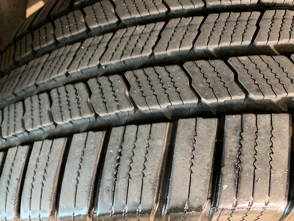 Used 2022 GMC Yukon XL Denali image 45