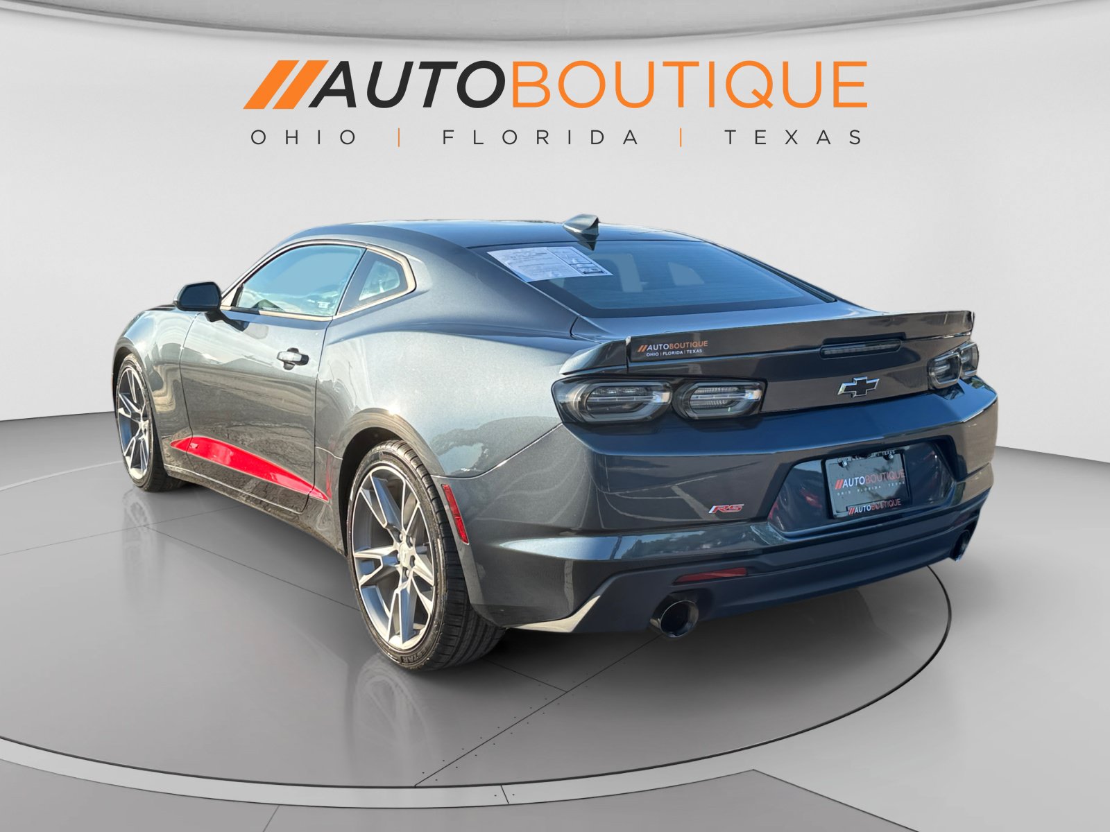 Used 2020 Chevrolet Camaro LT w/ RS Package RWD image 3
