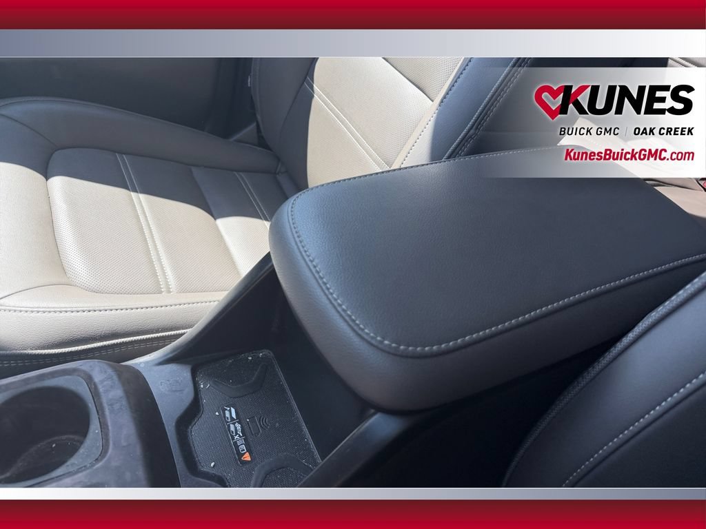 Used 2022 GMC Canyon Denali AWD/4WD image 30