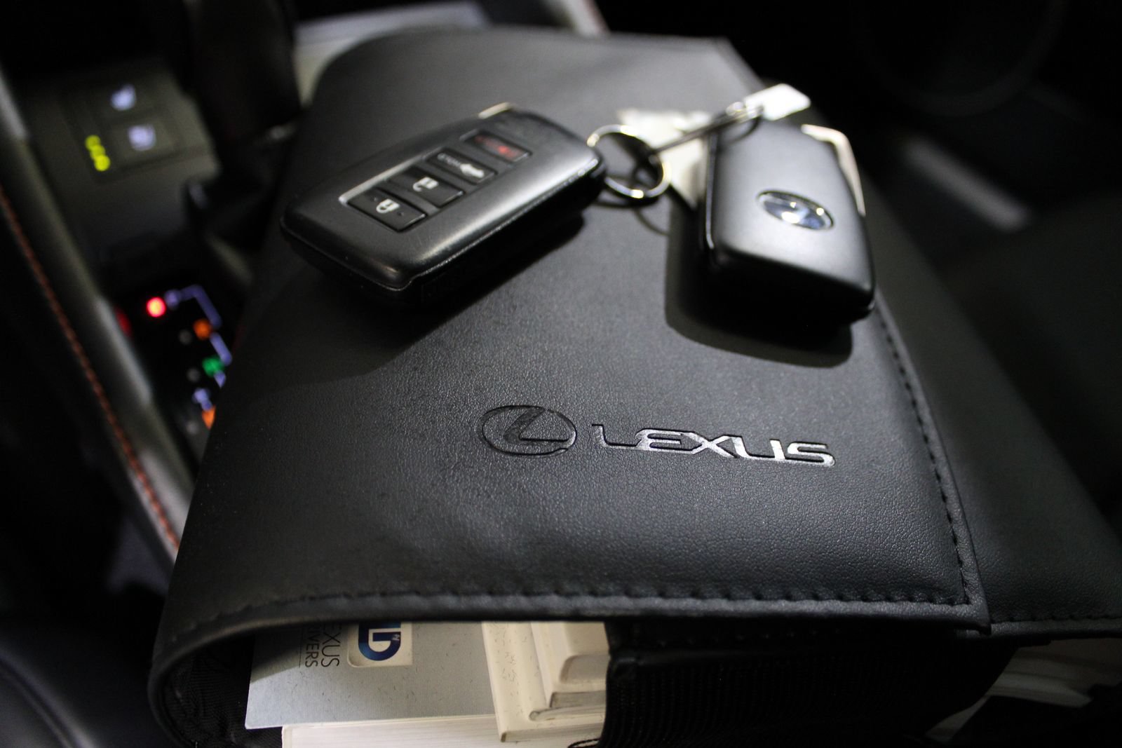 Used 2018 Lexus RC 350 RWD image 19