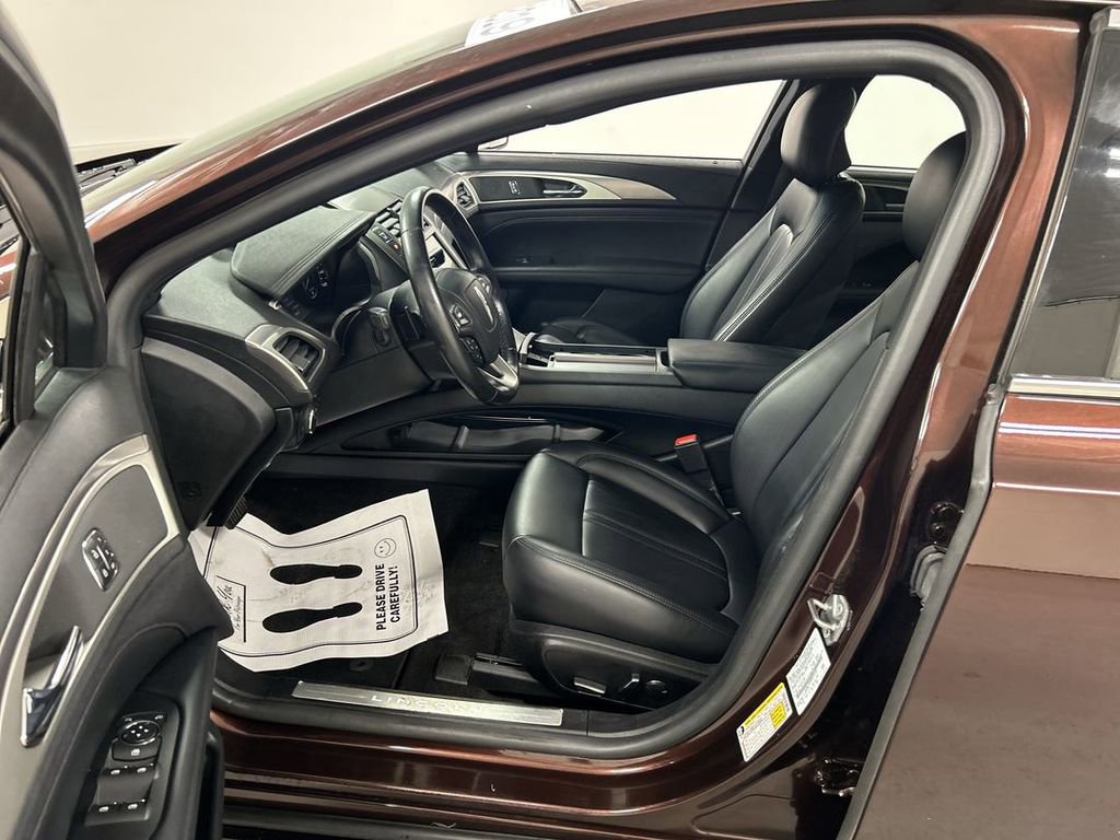 Used 2019 Lincoln MKZ Premiere AWD/4WD image 9