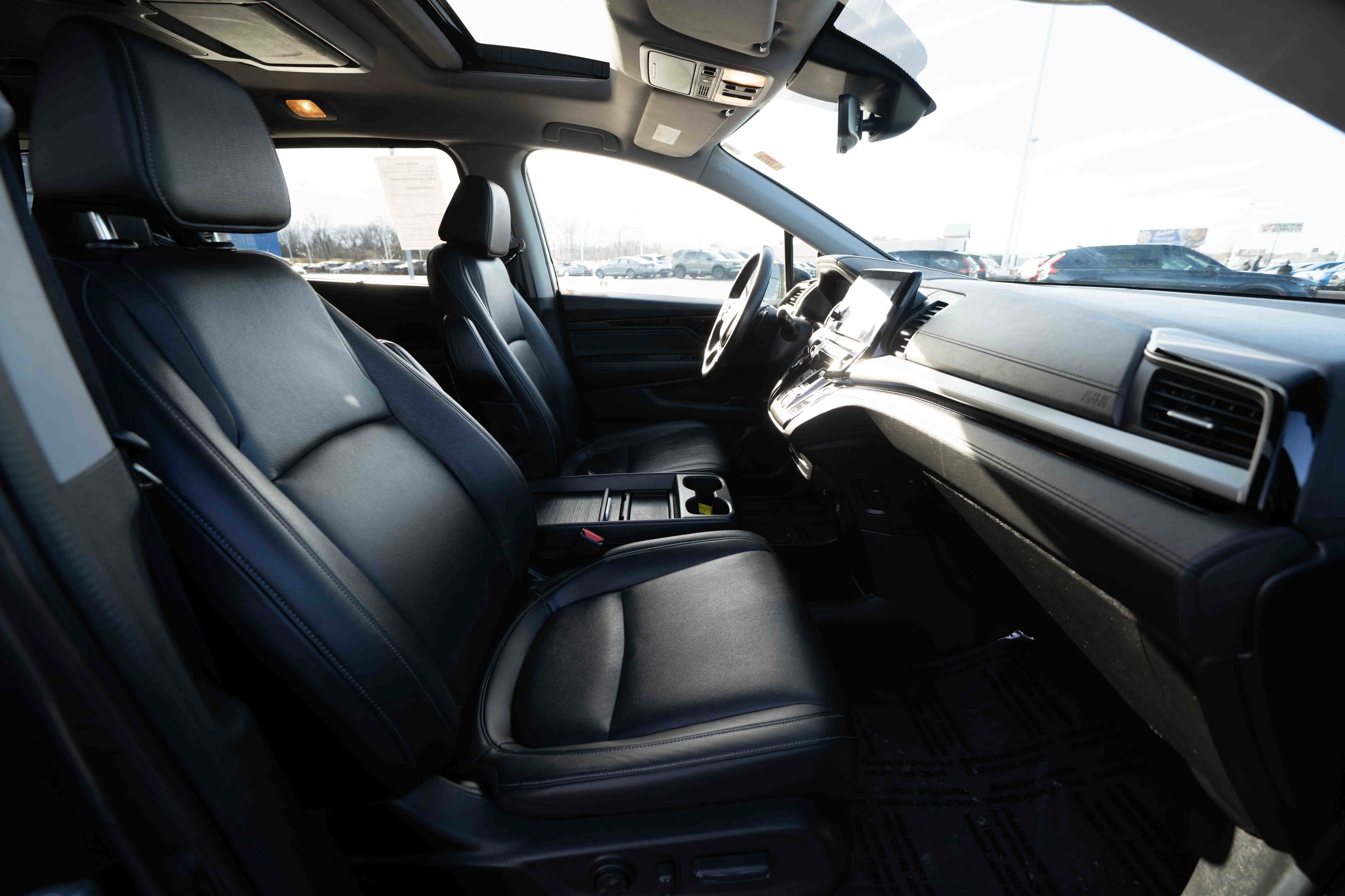 Certified 2024 Honda Odyssey Touring image 28