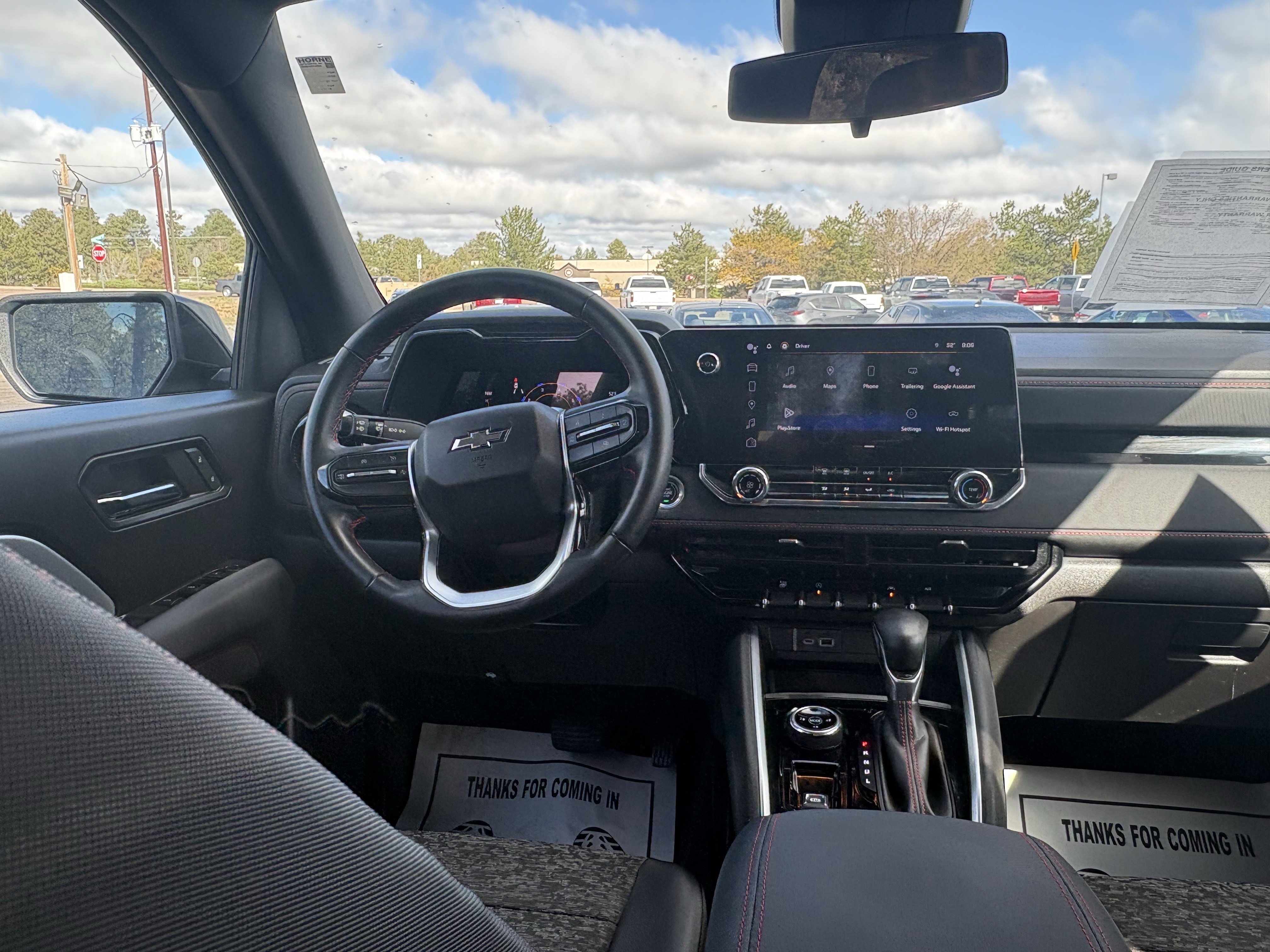 Used 2023 Chevrolet Colorado Z71 AWD/4WD image 3