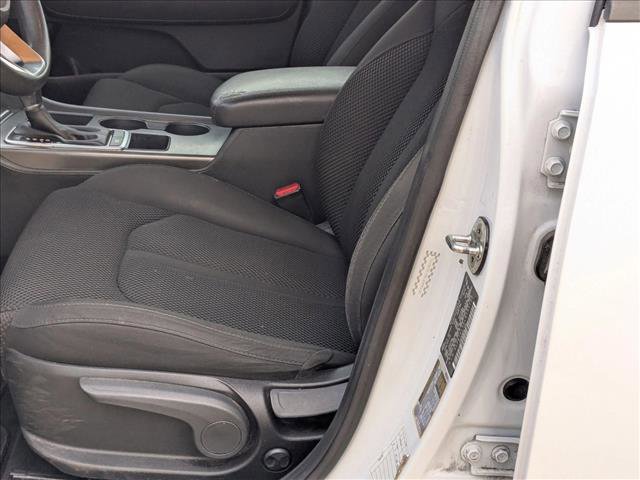 Used 2020 Kia Optima LX image 10