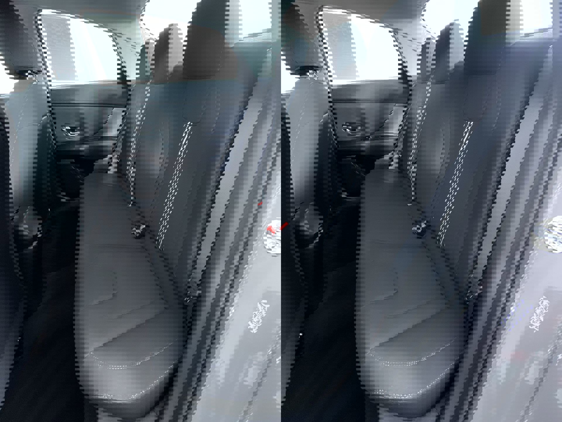 Used 2021 Hyundai Elantra SEL w/ Convenience Package image 22