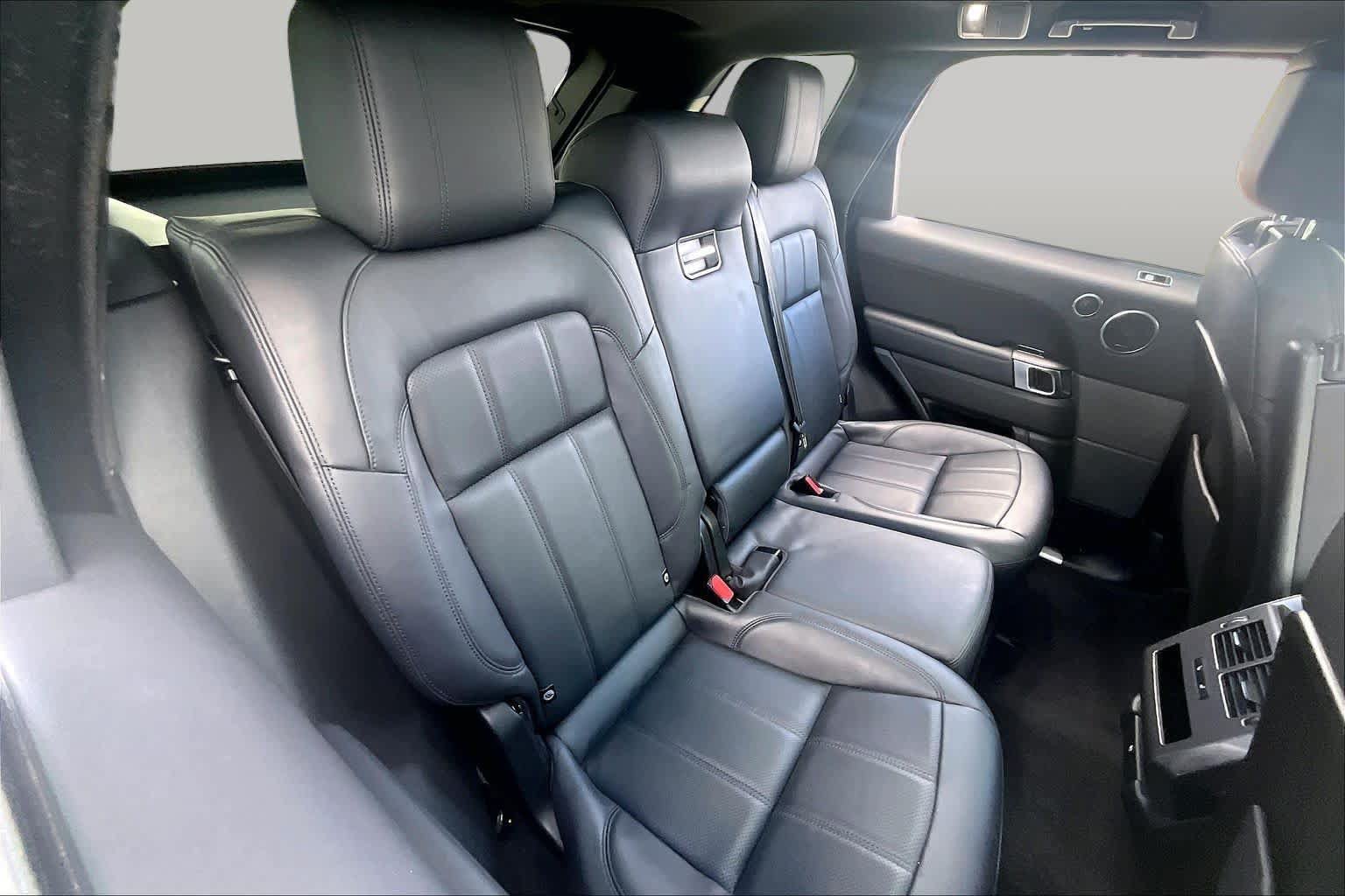 Used 2019 Land Rover Range Rover Sport HSE AWD/4WD image 18