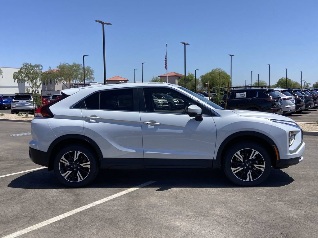 New 2026 Mitsubishi Eclipse Cross SE AWD/4WD image 2