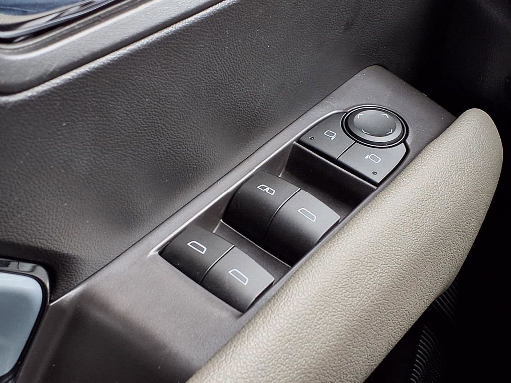 Used 2024 Chevrolet Colorado ZR2 w/ Technology Package image 19