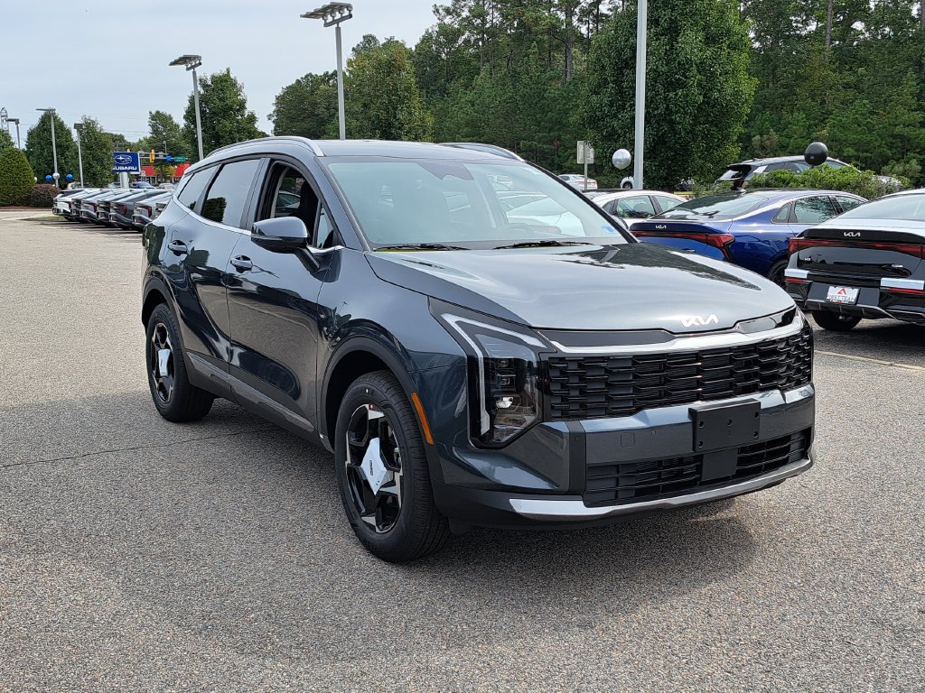 New 2026 Kia Sportage EX AWD/4WD image 3