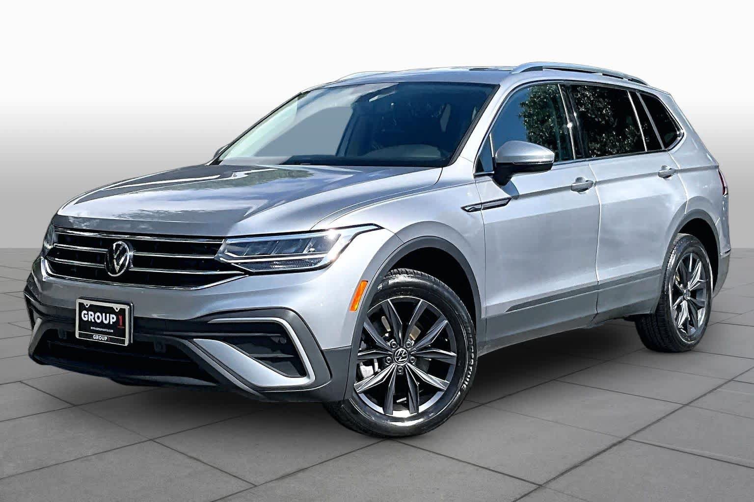 Used 2023 Volkswagen Tiguan SE