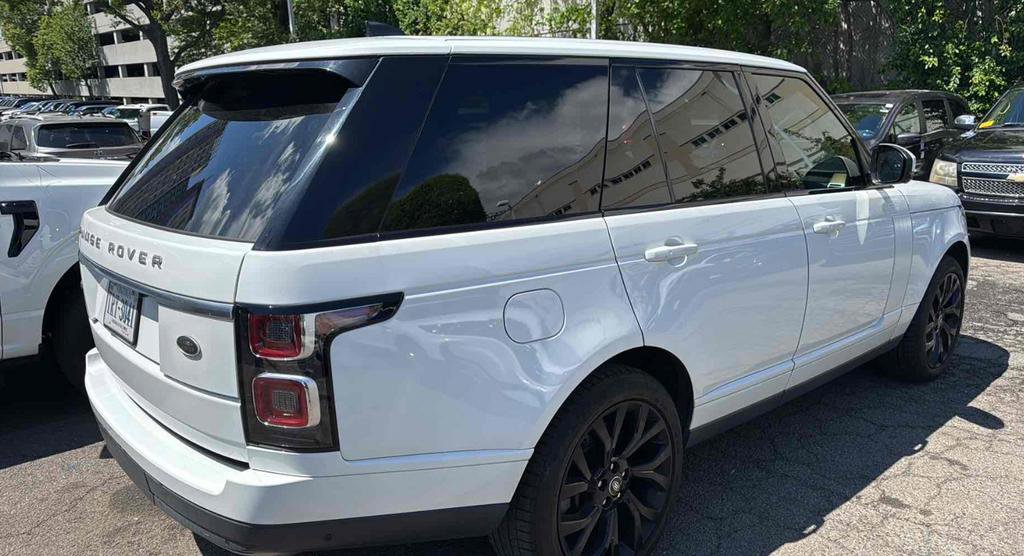 Used 2019 Land Rover Range Rover Supercharged AWD/4WD image 4
