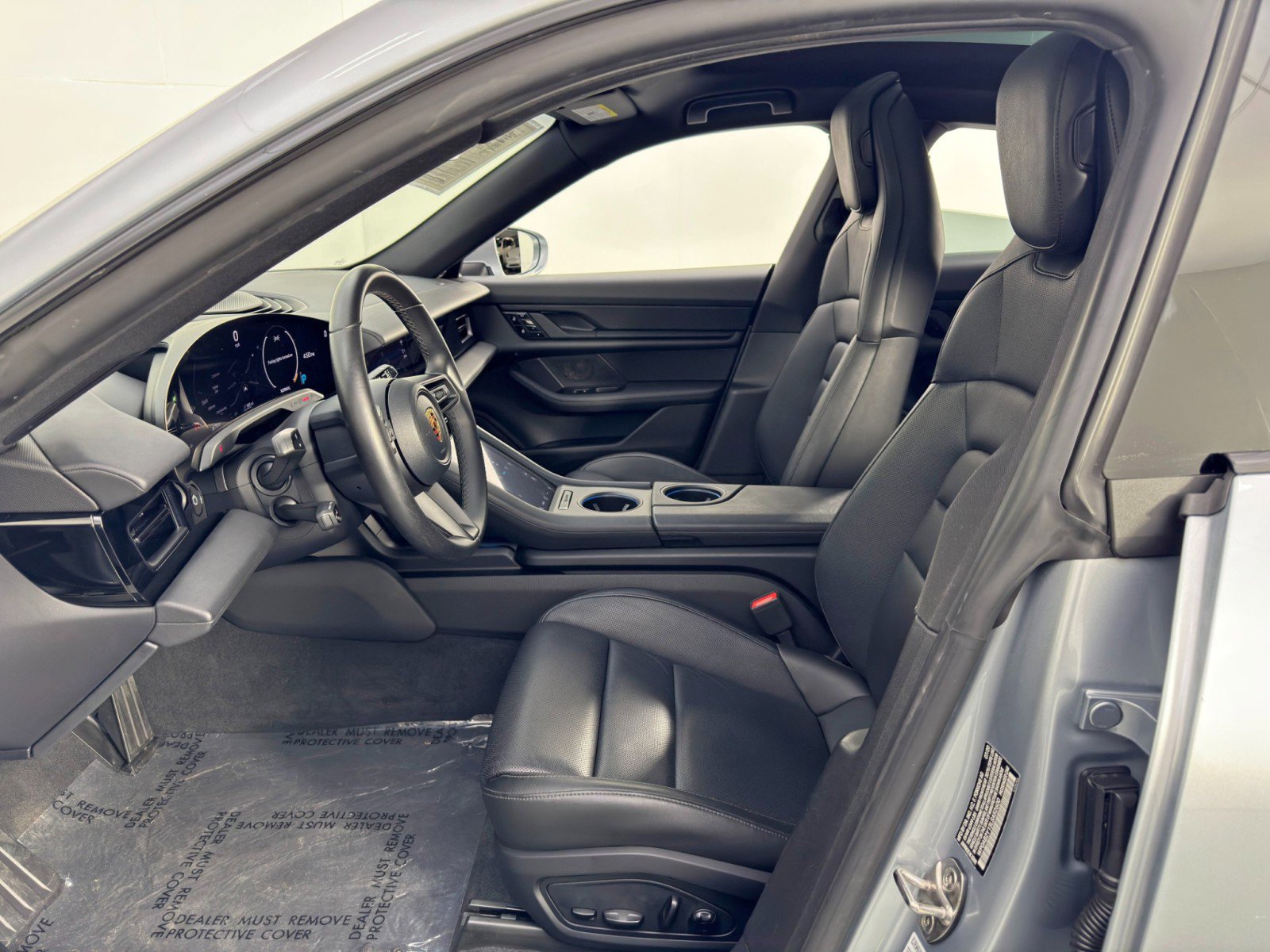 Used 2020 Porsche Taycan 4S w/ Premium Package image 16