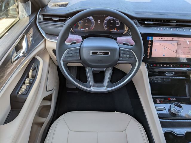 New 2026 Jeep Grand Cherokee Limited AWD/4WD image 15
