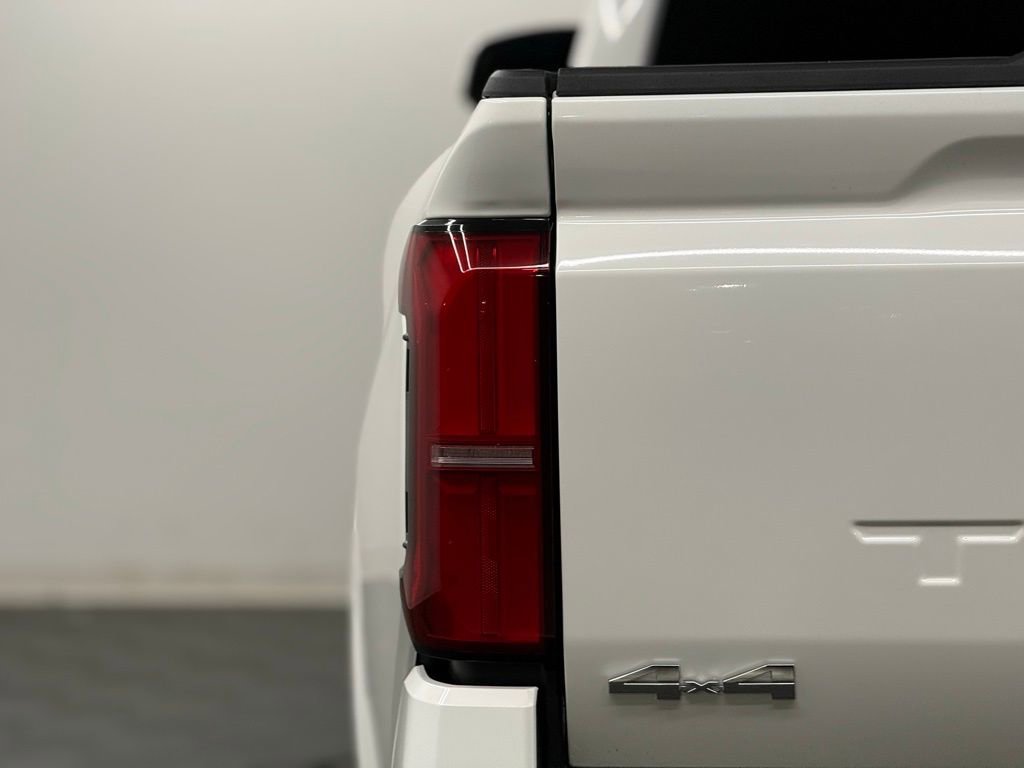 New 2026 Toyota Tacoma SR5 image 10