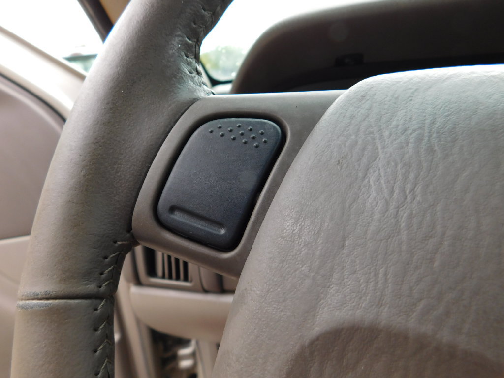 Used 2004 Jeep Grand Cherokee Limited AWD/4WD image 24
