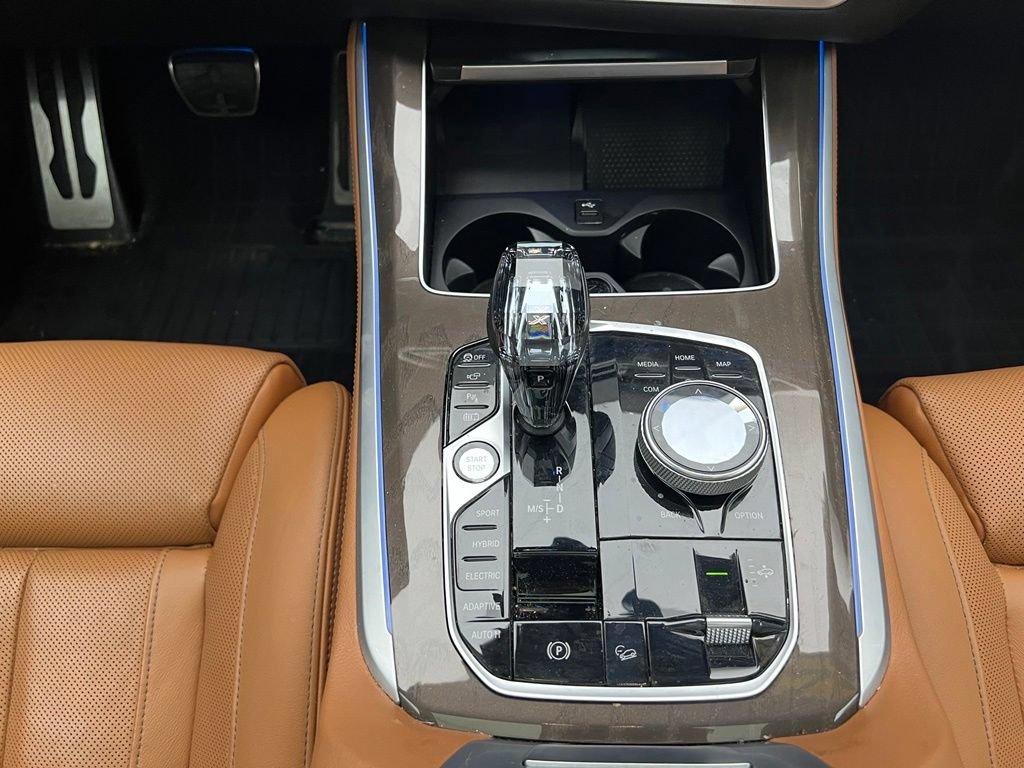 Certified 2022 BMW X5 xDrive45e w/ M Sport Package AWD/4WD image 12