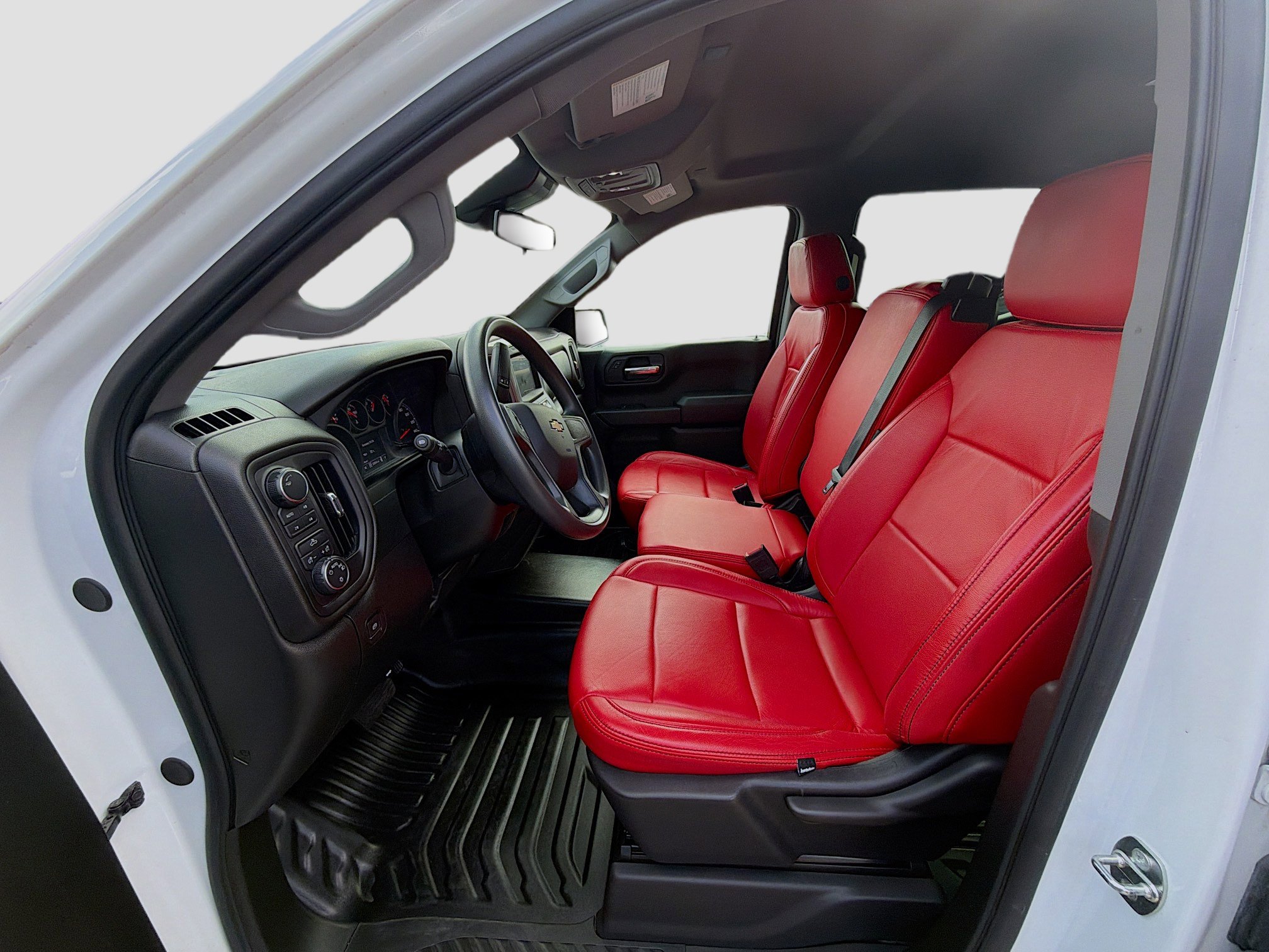 Used 2024 Chevrolet Silverado 1500 W/T w/ Z71 Off-Road Package image 18