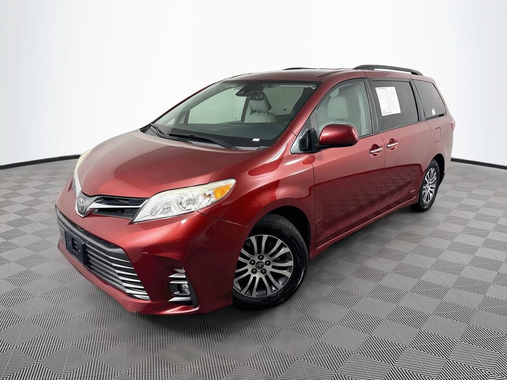 Used 2020 Toyota Sienna XLE