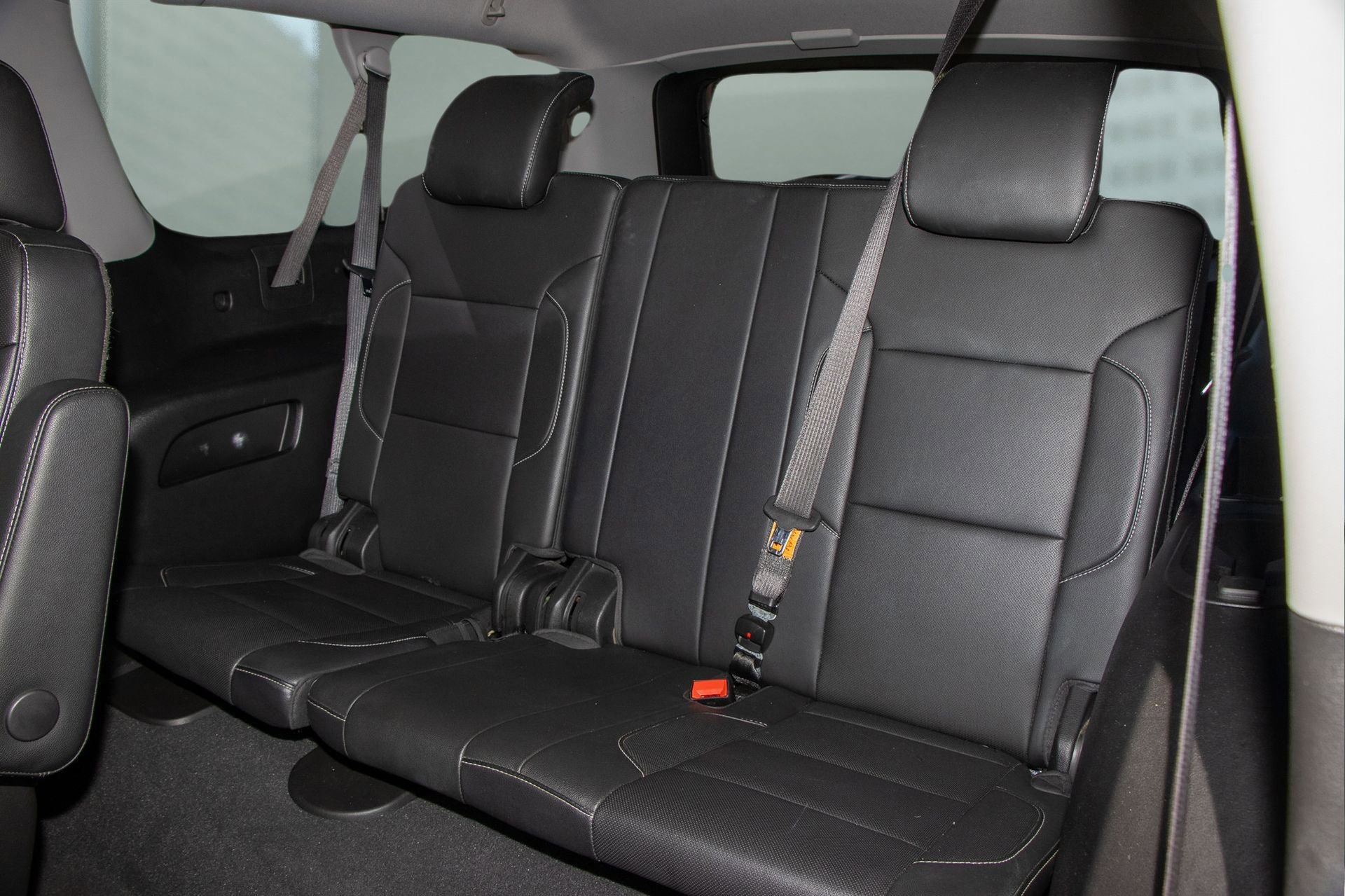 Used 2019 Chevrolet Suburban Premier w/ RST 6.2L Performance Edition image 8