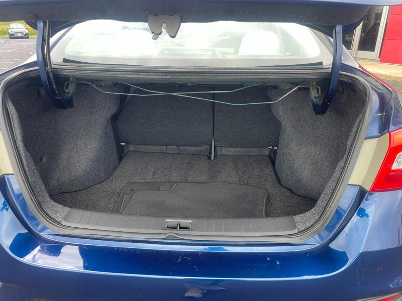 Used 2017 Nissan Sentra SV w/ Driver's Assist Package image 11