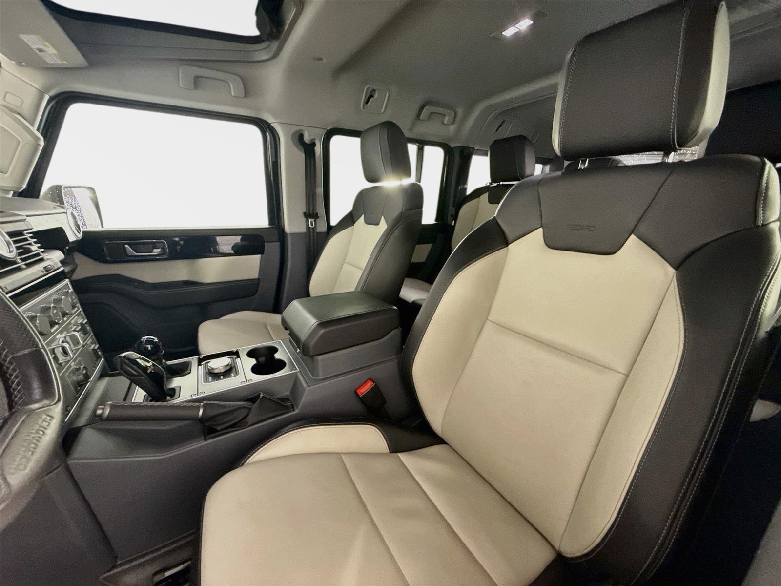 Used 2025 INEOS Grenadier Station Wagon AWD/4WD image 10